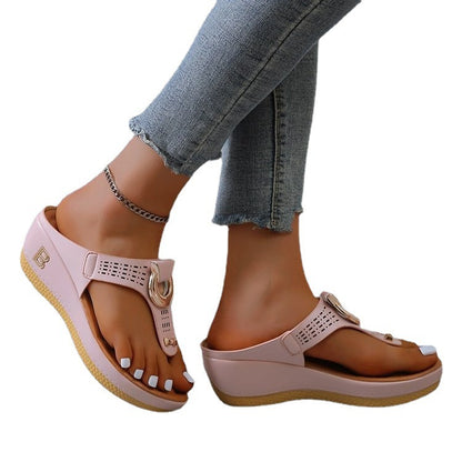 Schicke Orthopädische Sandalen mit einzigartigem Design