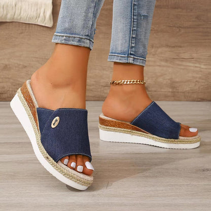 Klassische Orthopädische Sandalen mit zeitlosem Stil
