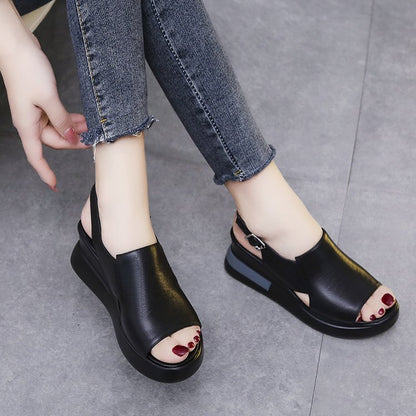 Klassische Orthopädische Sandalen mit zeitlosem Stil