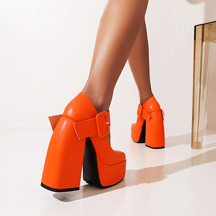 Klassische Orthopädische Schuhe mit zeitlosem Stil