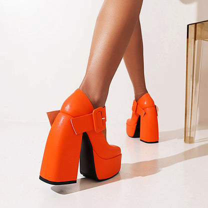 Klassische Orthopädische Schuhe mit zeitlosem Stil