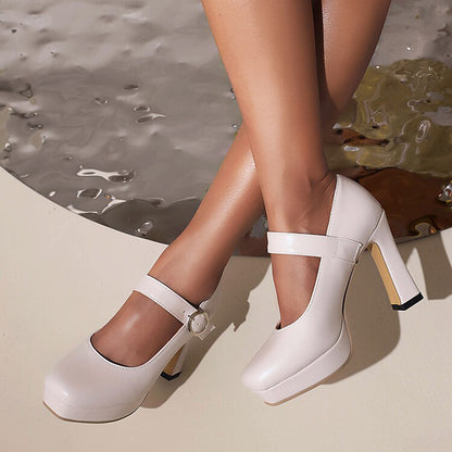Schicke Orthopädische Schuhe mit einzigartigem Design