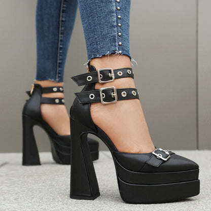 Anmutige Orthopädische Sandalen für modernen Look