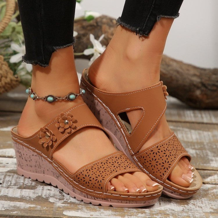 Anmutige Orthopädische Sandalen für modernen Look