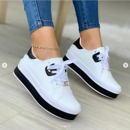 Klassische Orthopädische Schuhe mit zeitlosem Stil