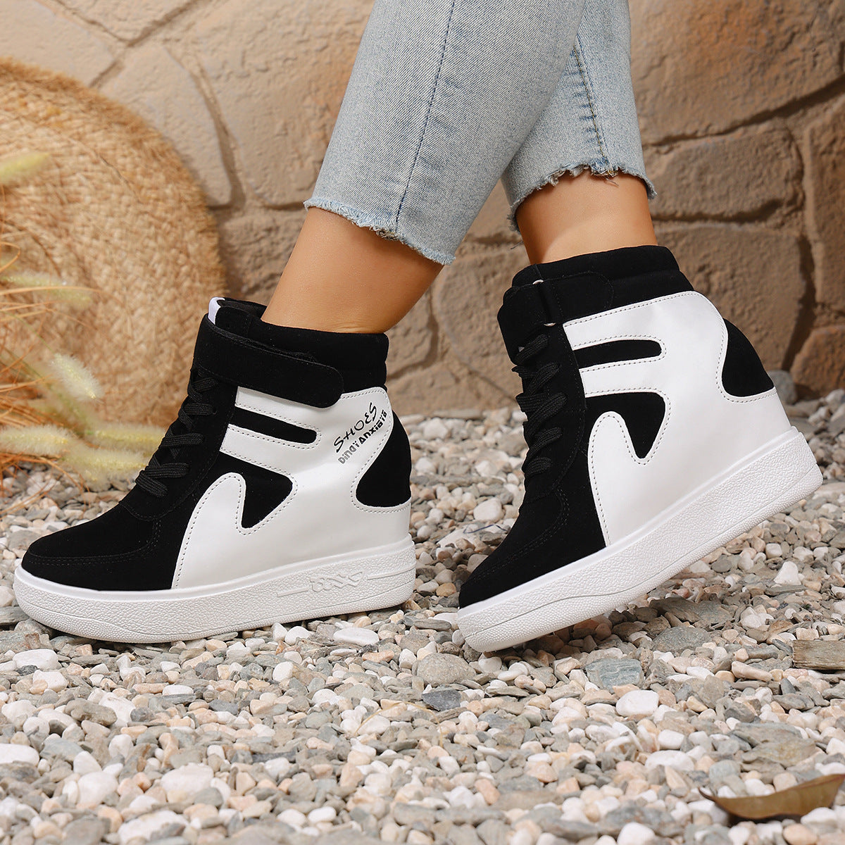 Wunderschön gefertigte Orthopädische Sneakers
