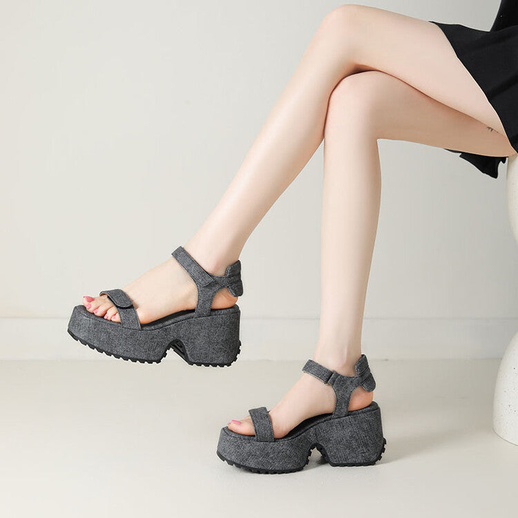 Elegante Orthopädische Sandalen für jeden Schritt