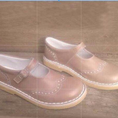 Schicke Orthopädische Schuhe mit einzigartigem Design