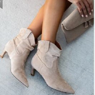 Klassische Orthopädische Stiefel mit zeitlosem Stil