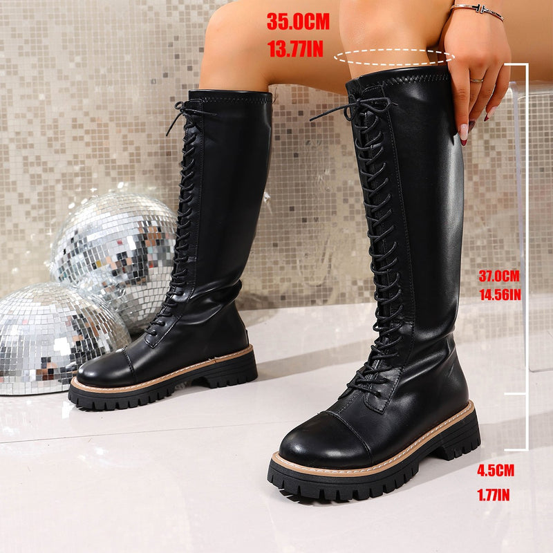 Klassische Orthopädische Stiefel mit zeitlosem Stil