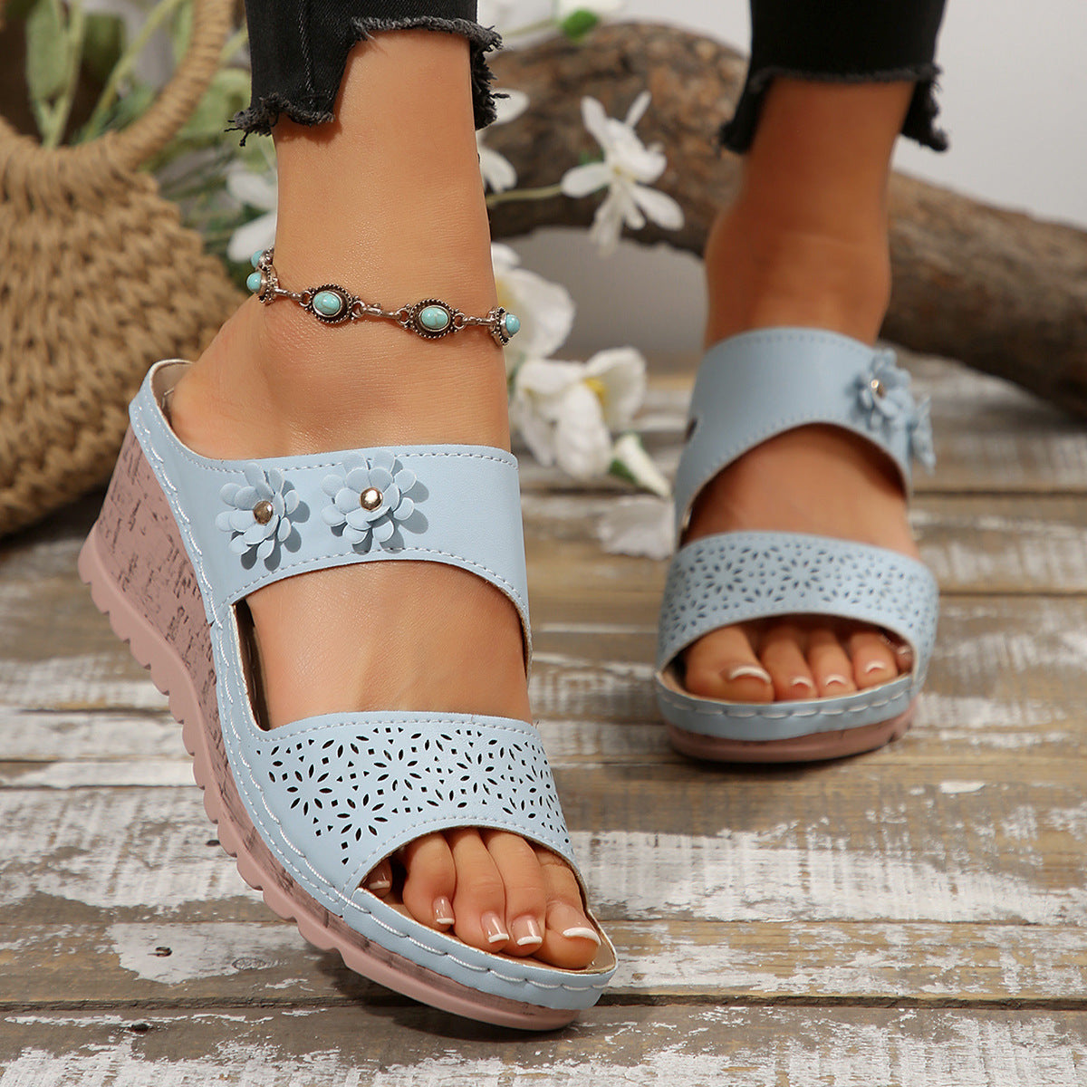 Anmutige Orthopädische Sandalen für modernen Look