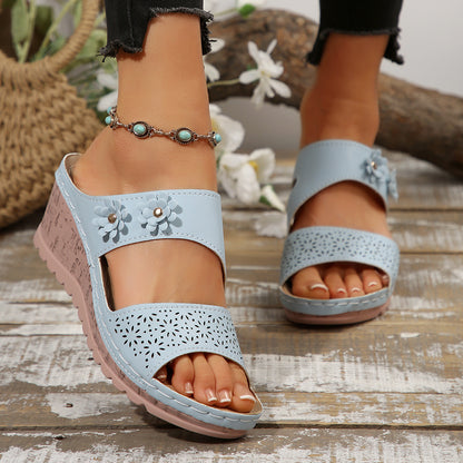 Anmutige Orthopädische Sandalen für modernen Look