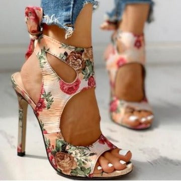 Klassische Orthopädische Sandalen mit zeitlosem Stil