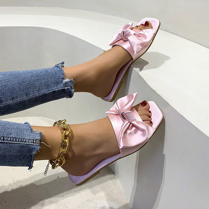 Klassische Orthopädische Sandalen mit zeitlosem Stil