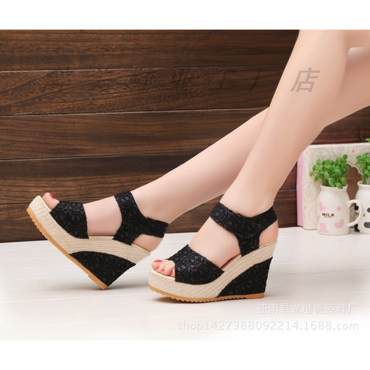 Wunderschön gefertigte Orthopädische Sandalen