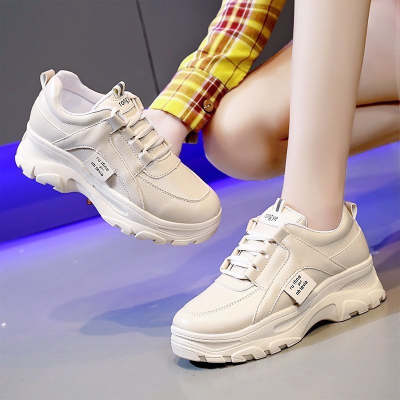 Schicke Orthopädische Schuhe mit einzigartigem Design