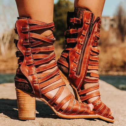 Wunderschön gefertigte Orthopädische Sandalen