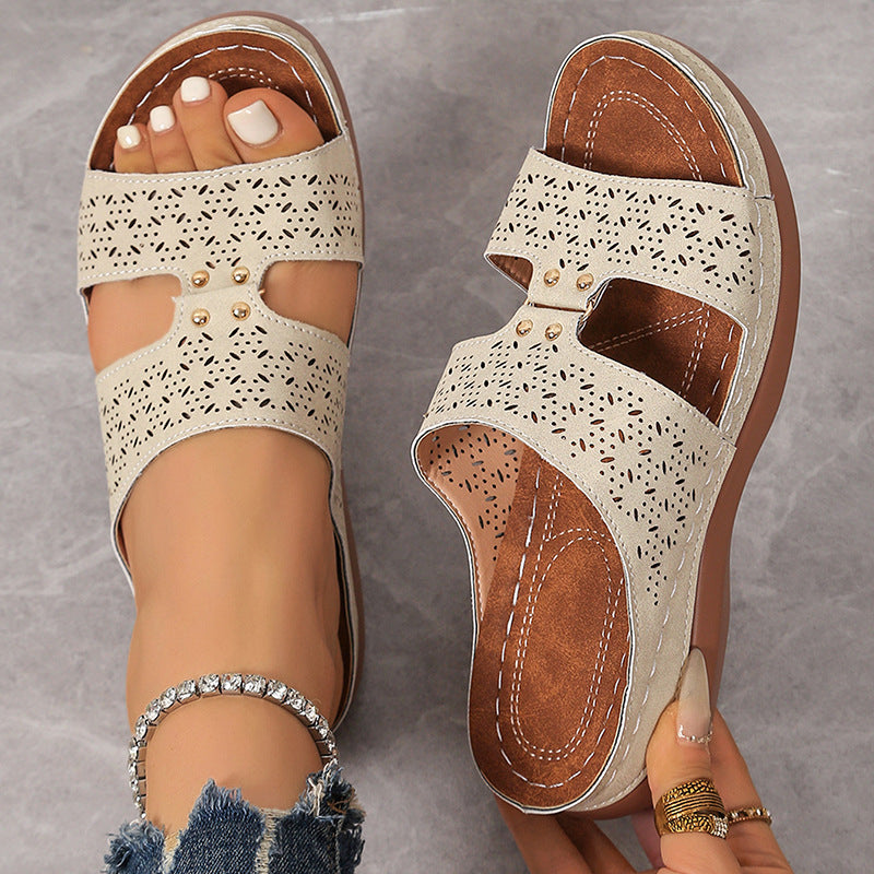 Anmutige Orthopädische Sandalen für modernen Look