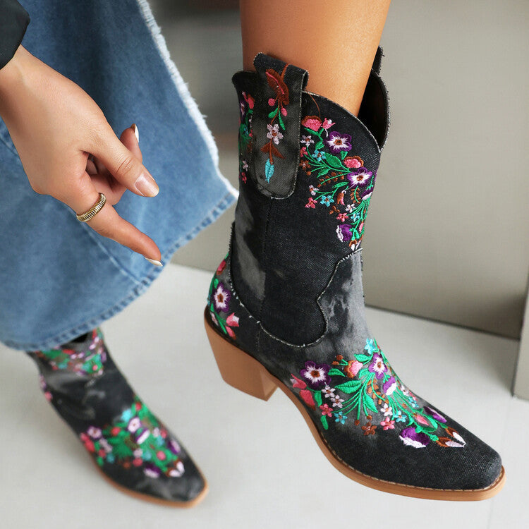 Klassische Orthopädische Stiefel mit zeitlosem Stil