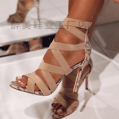 Anmutige Orthopädische Sandalen für modernen Look