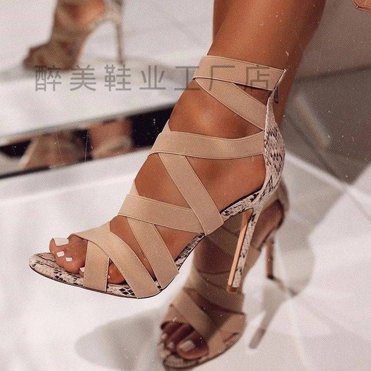 Anmutige Orthopädische Sandalen für modernen Look