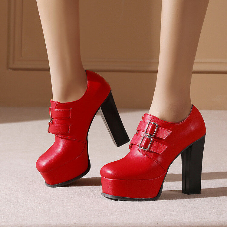 Schicke Orthopädische Schuhe mit einzigartigem Design