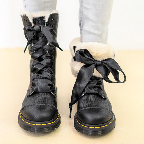 Klassische Orthopädische Stiefel mit zeitlosem Stil
