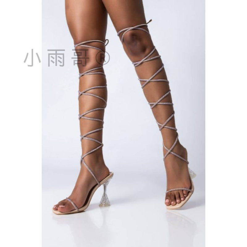 Anmutige Orthopädische Sandalen für modernen Look