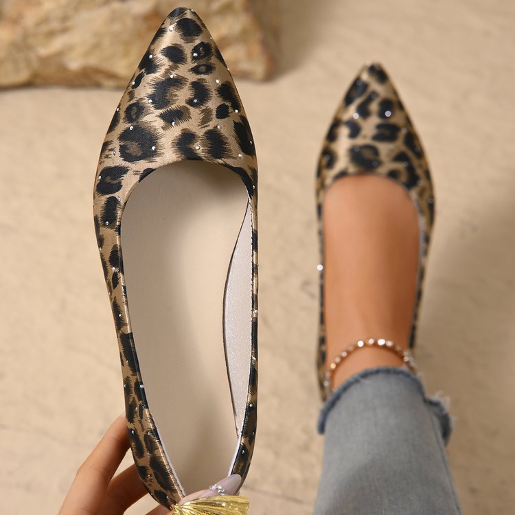 Schicke Orthopädische Schuhe mit einzigartigem Design