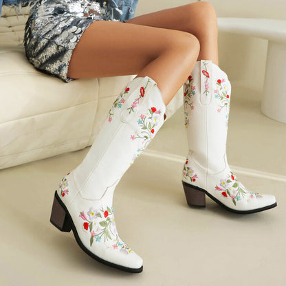 Anmutige Orthopädische Stiefel für modernen Look