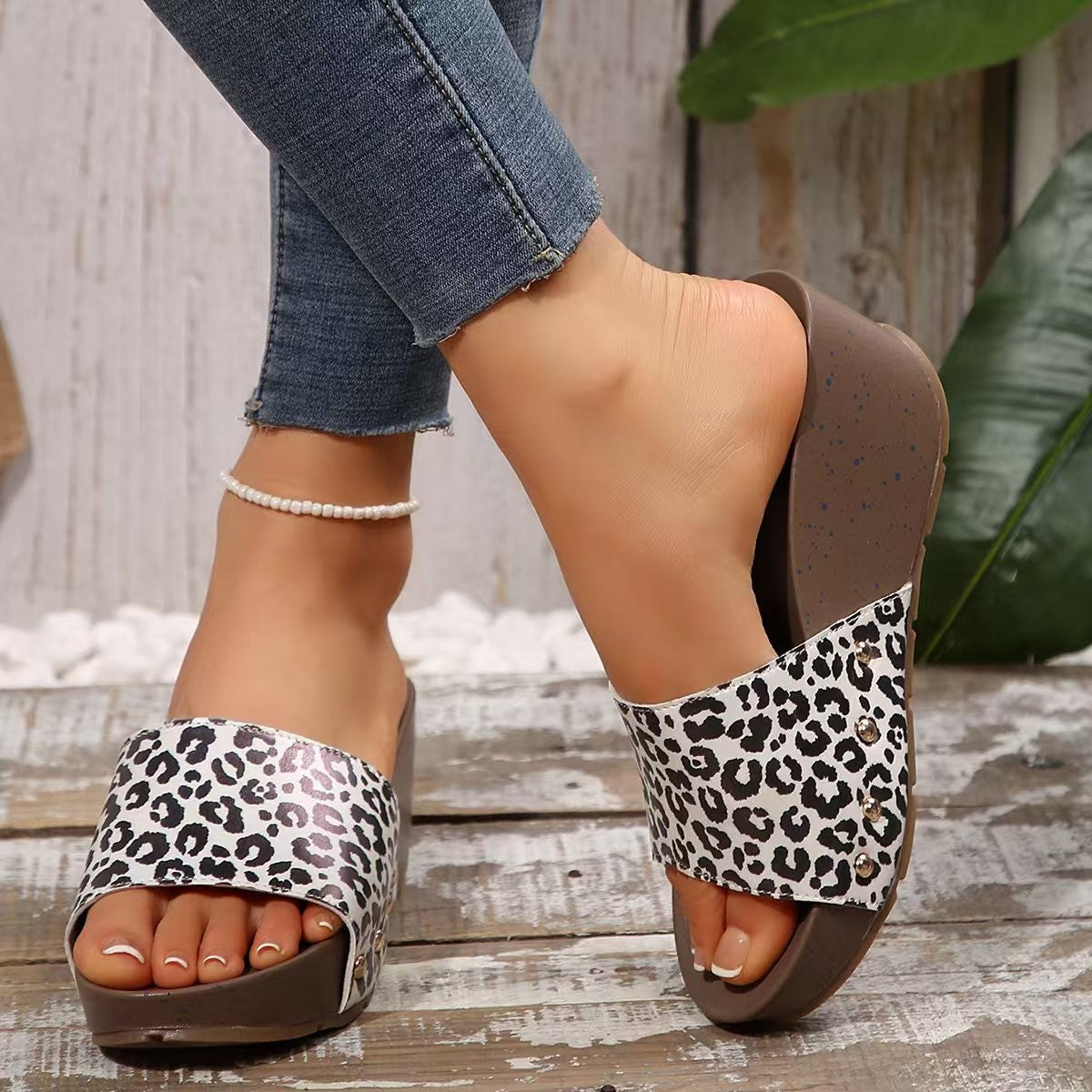 Elegante Orthopädische Sandalen für jeden Schritt