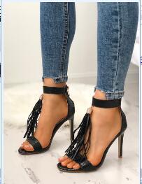 Klassische Orthopädische Sandalen mit zeitlosem Stil