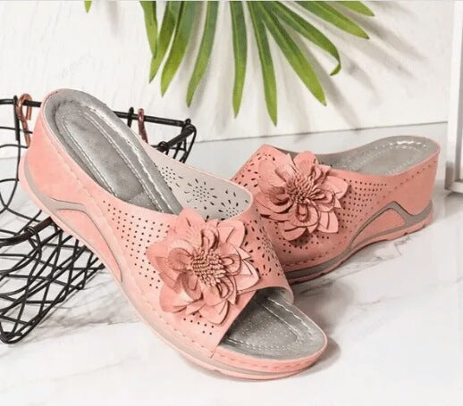 Klassische Orthopädische Sandalen mit zeitlosem Stil