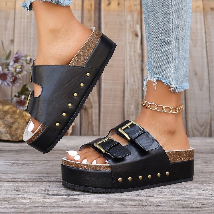 Anmutige Orthopädische Sandalen für modernen Look