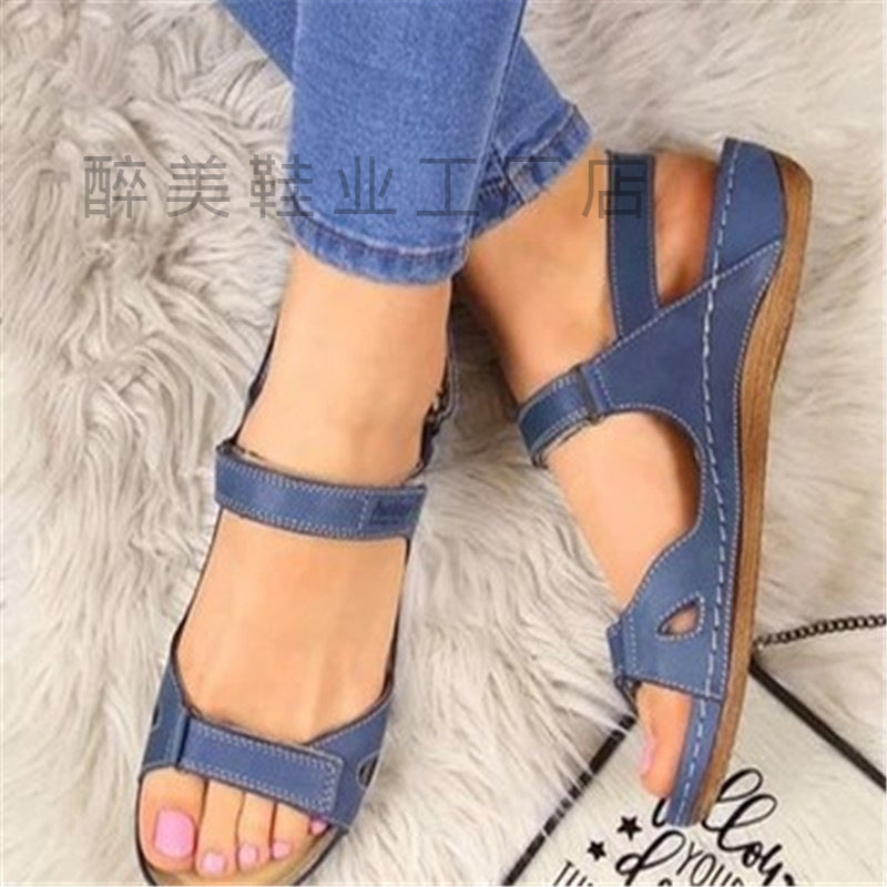 Anmutige Orthopädische Sandalen für modernen Look