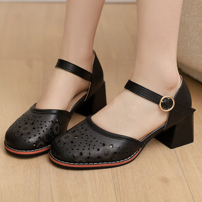 Anmutige Orthopädische Sandalen für modernen Look