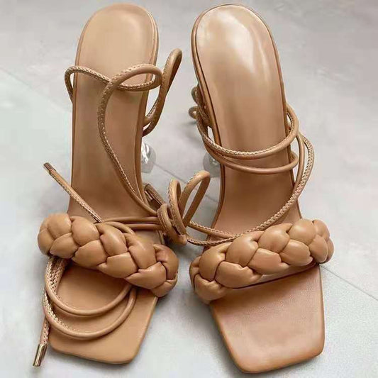 Anmutige Orthopädische Sandalen für modernen Look