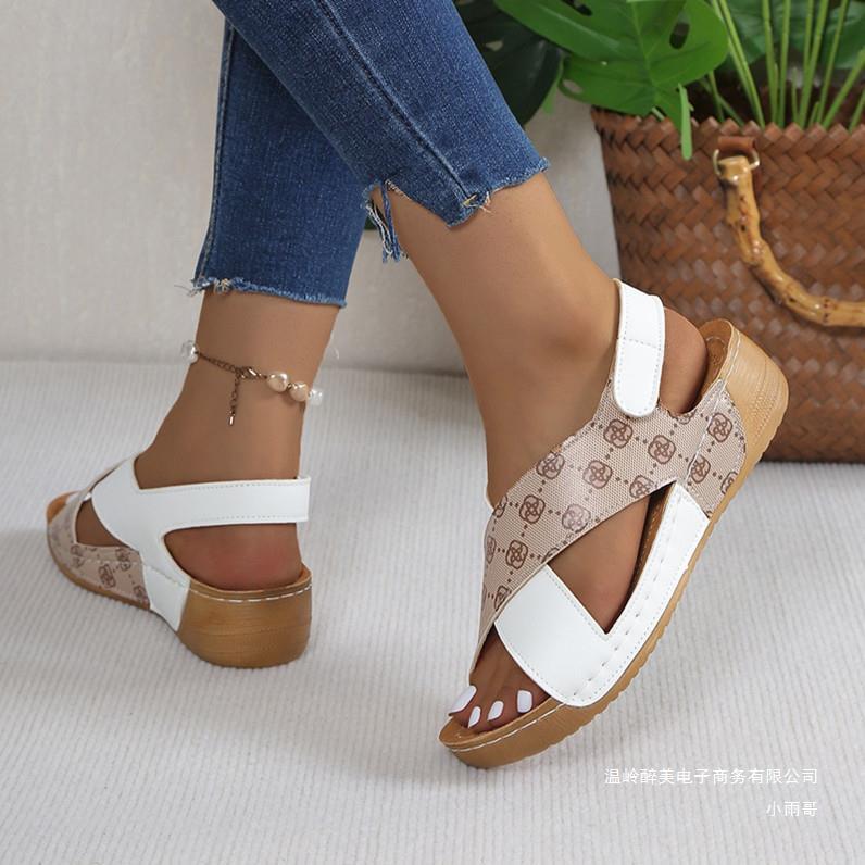Wunderschön gefertigte Orthopädische Sandalen