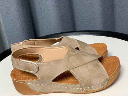 Vintage inspirierte Orthopädische Sandalen