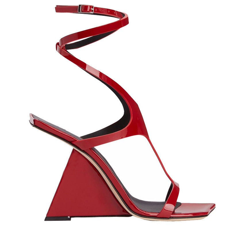 Klassische Orthopädische Sandalen mit zeitlosem Stil
