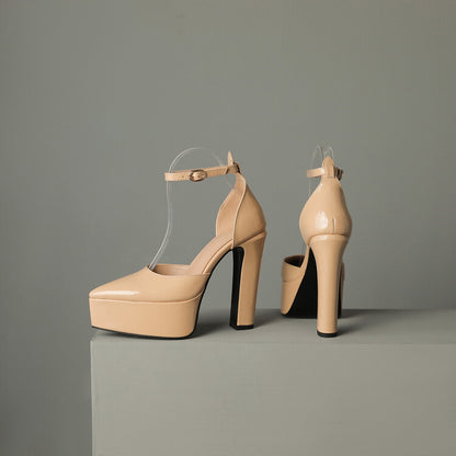 Anmutige Orthopädische Sandalen für modernen Look