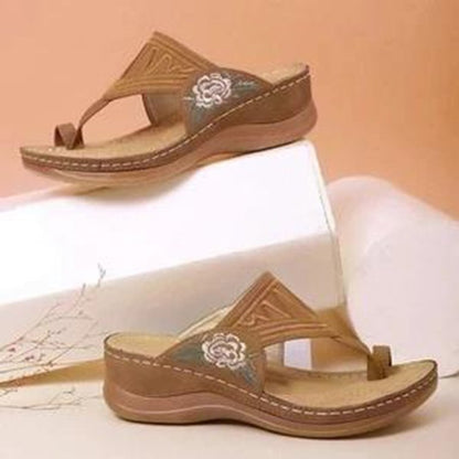 Klassische Orthopädische Schuhe mit zeitlosem Stil