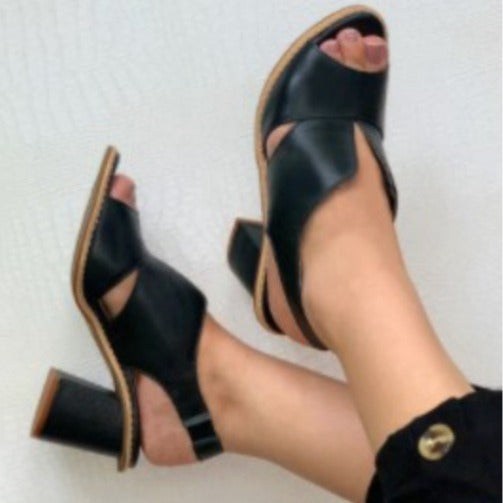 Anmutige Orthopädische Sandalen für modernen Look