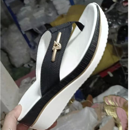 Klassische Orthopädische Sandalen mit zeitlosem Stil
