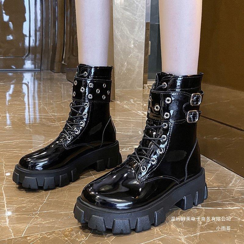Klassische Orthopädische Stiefel mit zeitlosem Stil