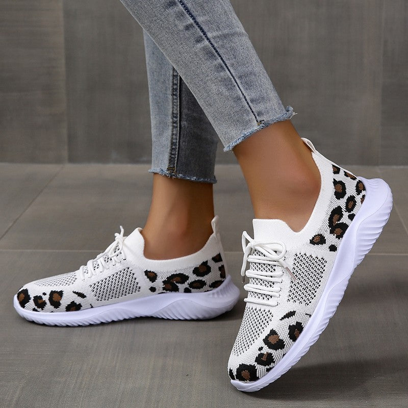 Klassische Orthopädische Schuhe mit zeitlosem Stil
