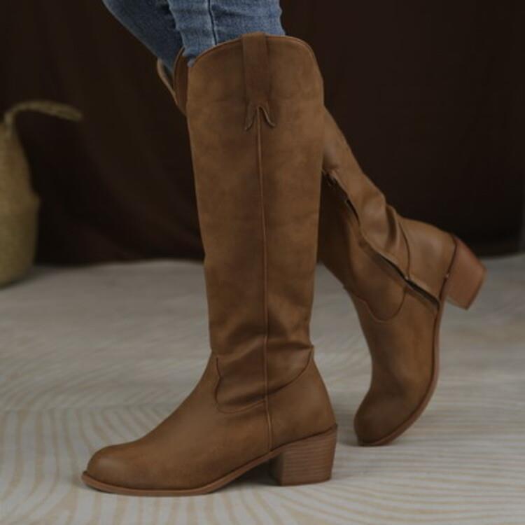 Anmutige Orthopädische Stiefel für modernen Look