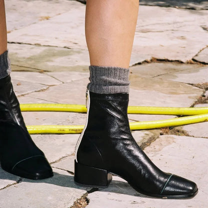 Schicke Orthopädische Stiefel mit einzigartigem Design