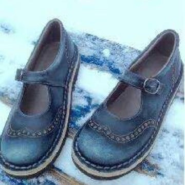Schicke Orthopädische Schuhe mit einzigartigem Design