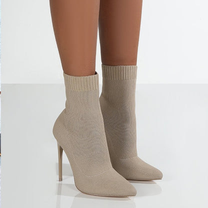 Anmutige Orthopädische Stiefel für modernen Look